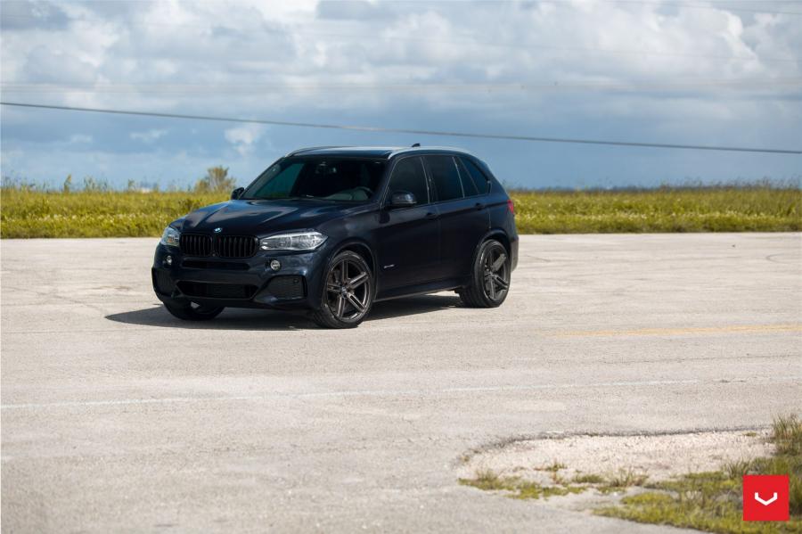  BMW X5 xDrive35i on Vossen Wheels (HF-1) 2018 года  (фото 25 из 36)